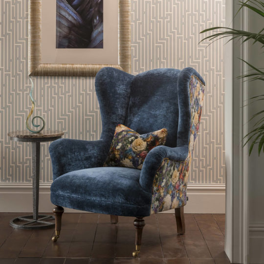 Fauteuil Anglais Velours Bleu Fleur Crawford P1 TETRAD