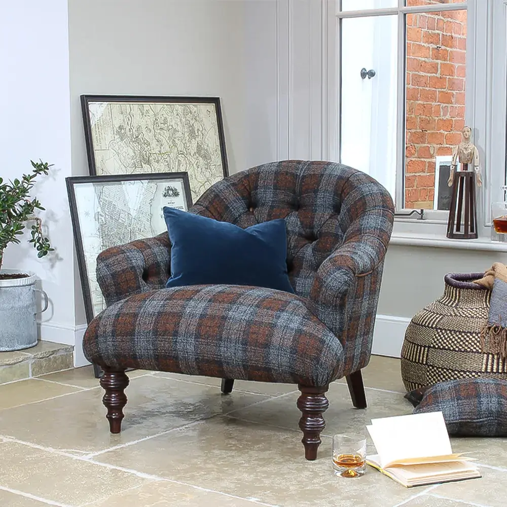 Fauteuil Anglais Crapaud Tissu Ecossais Tetrad Aberlour