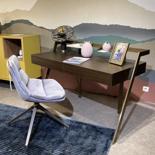 Bureau Zac Showroom Vazardhome