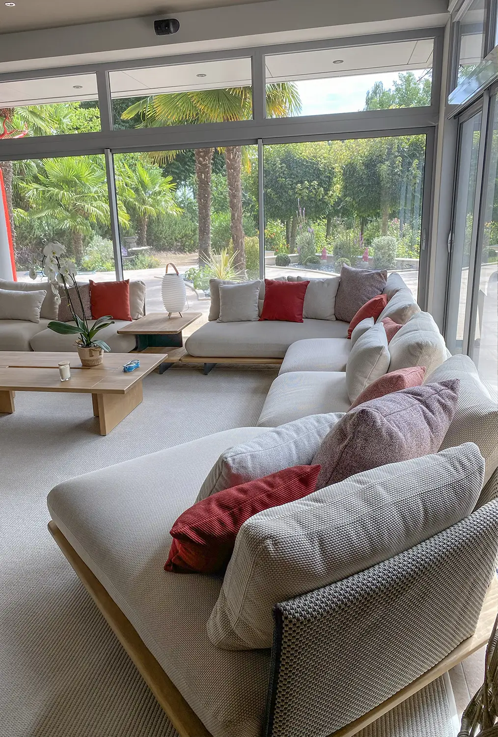 Decorateur Amenagement Piscine Salon Canape Vazardhome