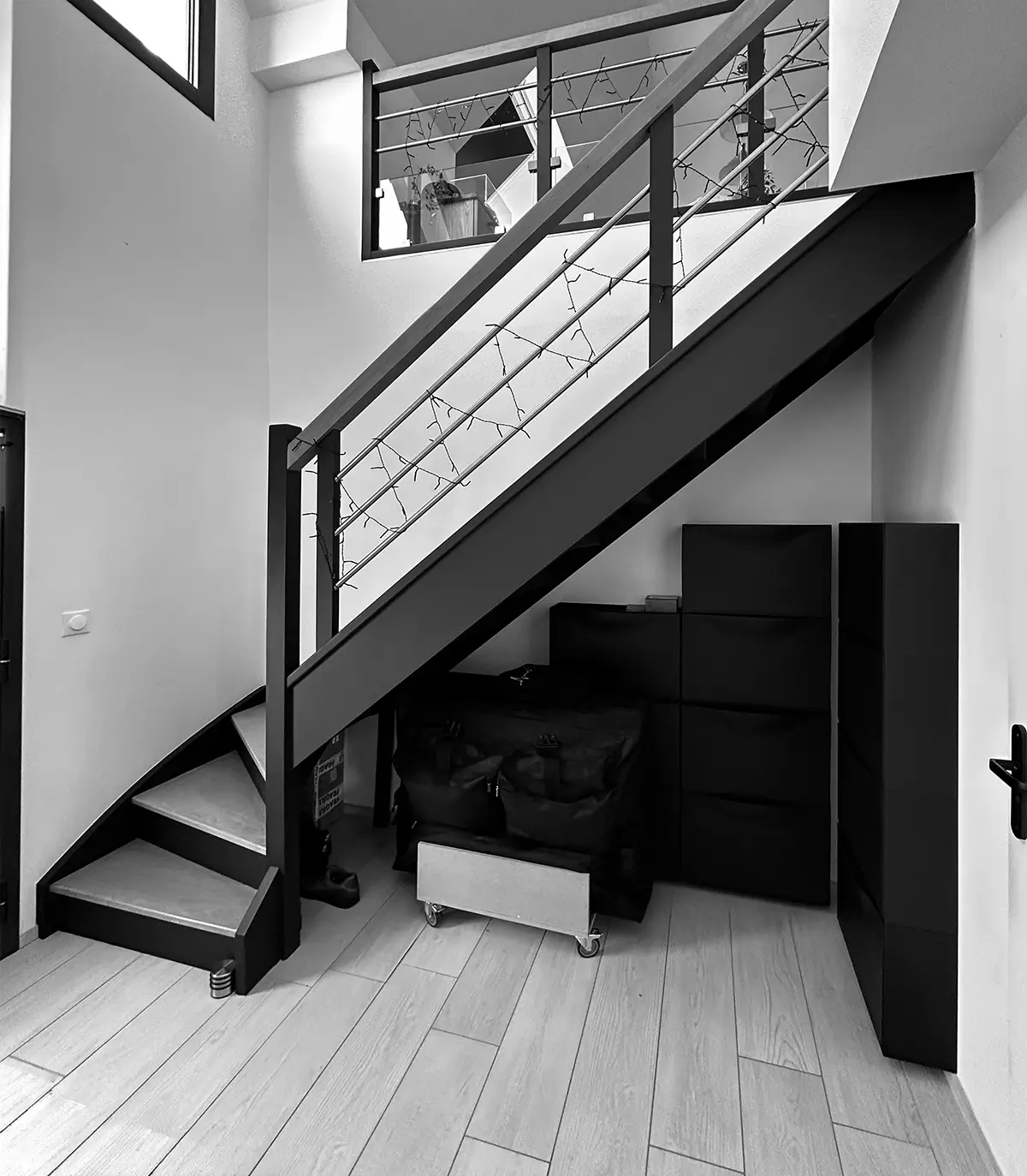 Dressing Sous Escalier Avant Vazard Home Pjs B26