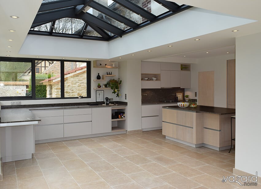 cuisine-sur-mesure-contemporaine-bois-marbre-gris-vazard-home copie